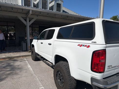 Used 2018 Chevrolet Colorado W/T w/ WT Convenience Package image 5