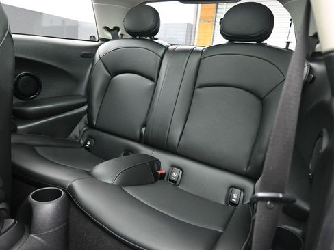 Used 2022 MINI Cooper S image 31