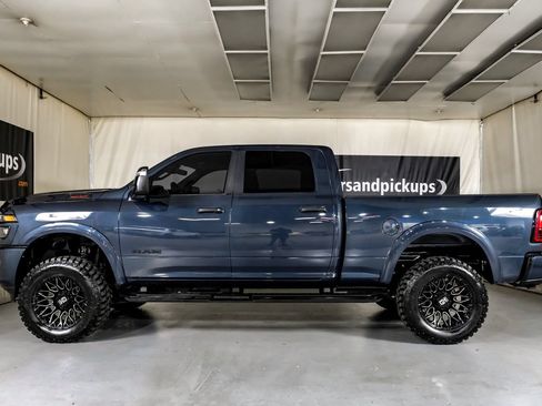 Used 2025 RAM 2500 Big Horn AWD/4WD image 12