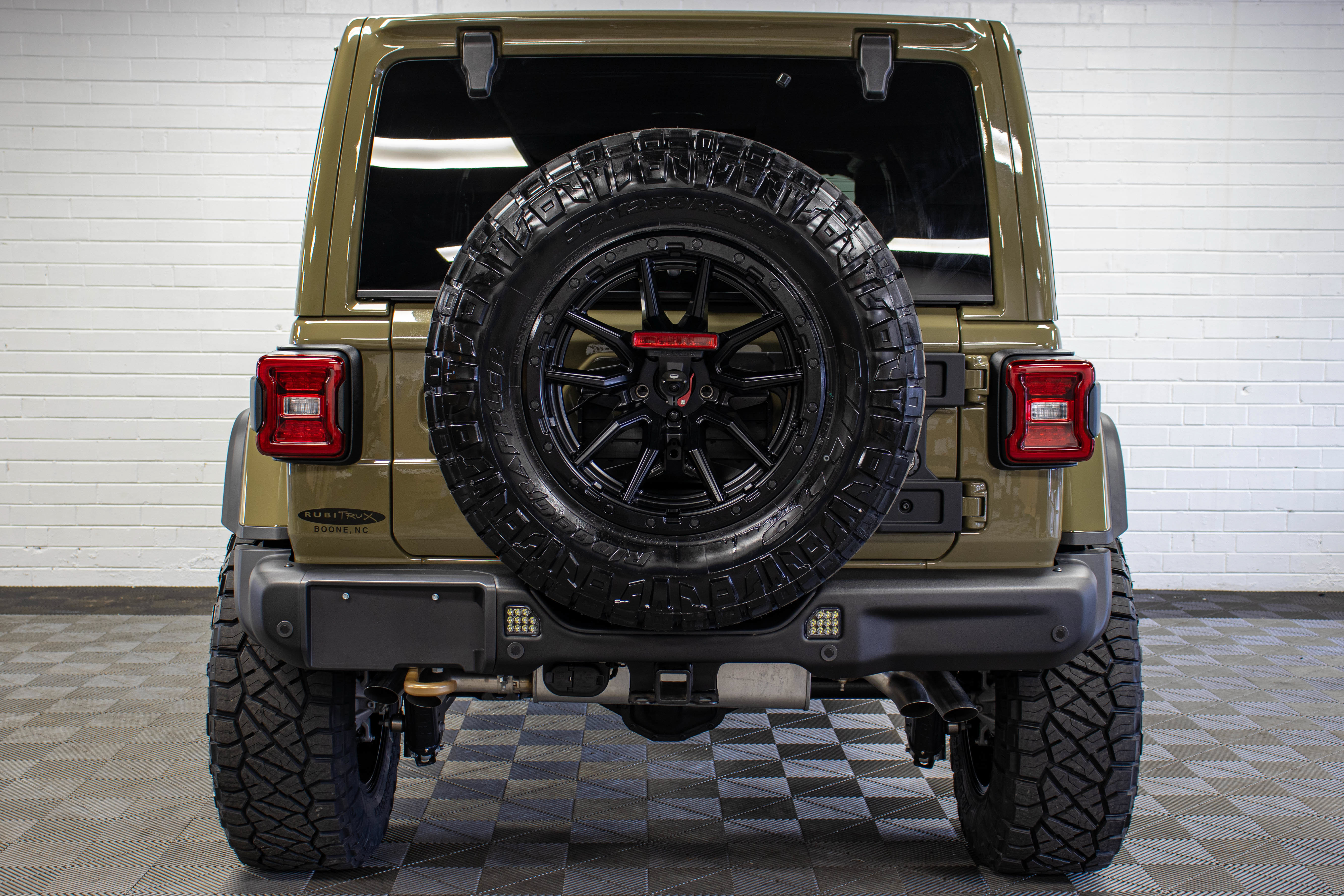 Used 2026 Jeep Wrangler Unlimited Rubicon 392 w/ Quick Order Package 27X Moab AWD/4WD image 4
