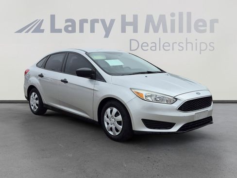 Used 2018 Ford Focus S FWD image 7