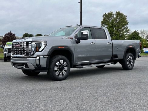 New 2026 GMC Sierra 3500 Denali w/ Denali Reserve Package AWD/4WD image 2