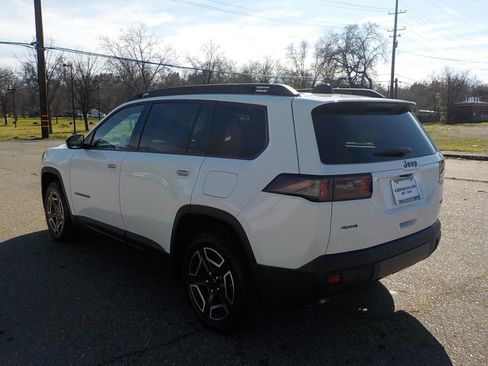 New 2026 Jeep Cherokee Limited image 7