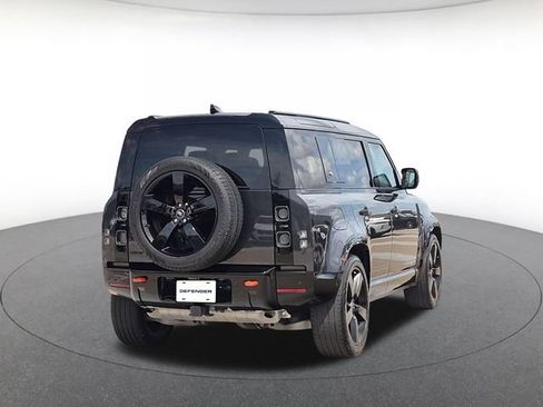 Used 2024 Land Rover Defender 110 X AWD/4WD image 5