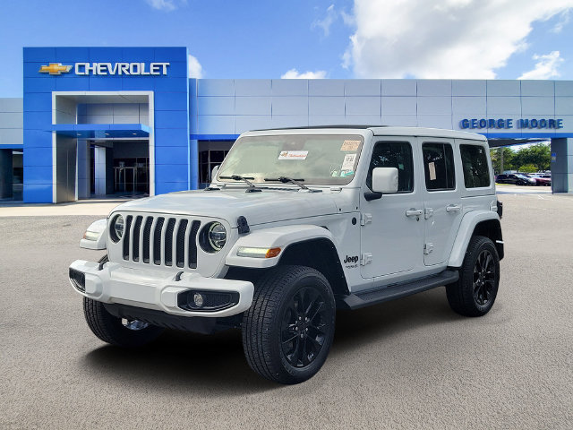Used 2022 Jeep Wrangler Unlimited Sahara AWD/4WD image 2