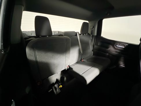 Used 2021 Chevrolet Silverado 1500 LT w/ Bed Protection Package image 33