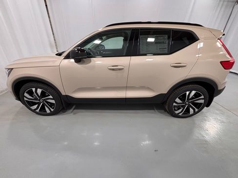 New 2026 Volvo XC40 B5 Plus w/ Protection Package Premier image 8
