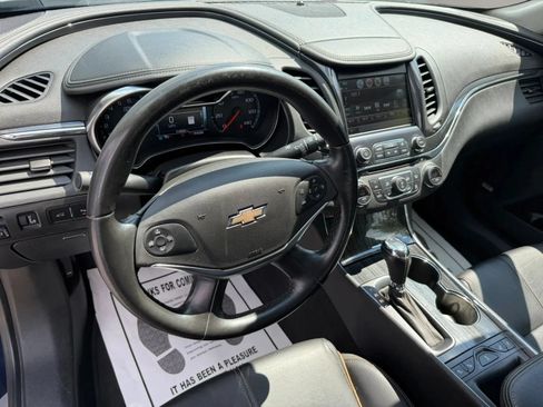 Used 2019 Chevrolet Impala Premier FWD image 12