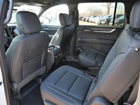 New 2026 GMC Acadia Elevation w/ Elevation Premium Package image 32