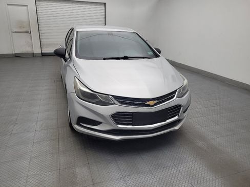 Used 2016 Chevrolet Cruze LT FWD image 14