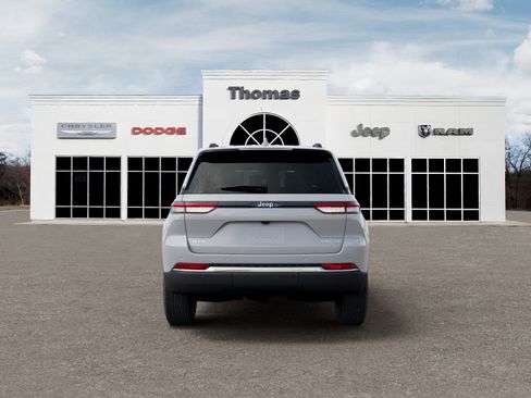 New 2026 Jeep Grand Cherokee Laredo X image 7