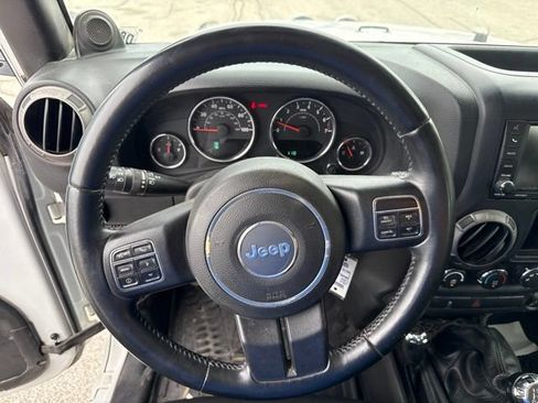 Used 2014 Jeep Wrangler Sport AWD/4WD image 21