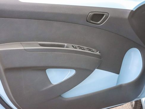 Used 2015 Chevrolet Spark LT image 41