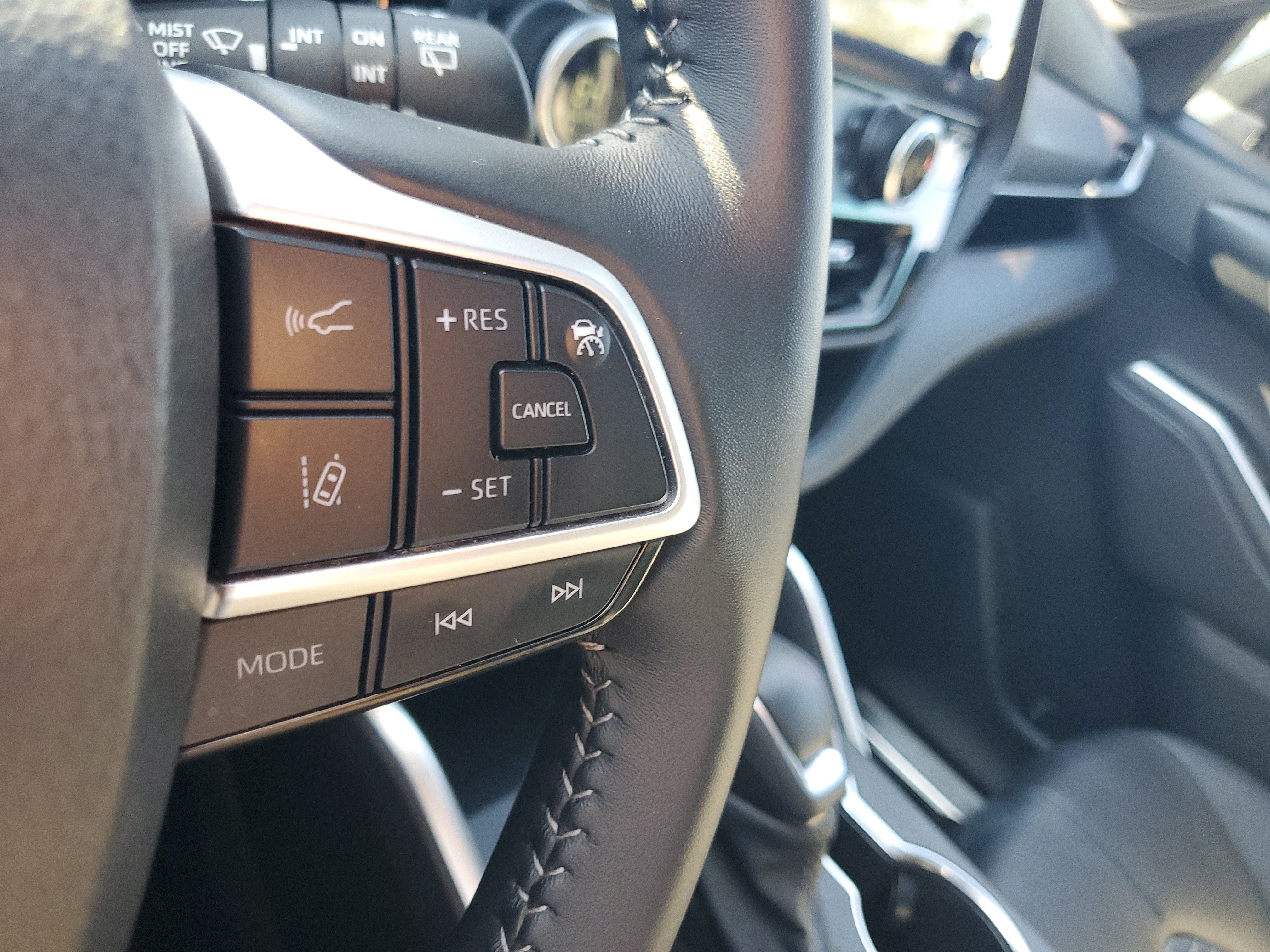 Certified 2026 Toyota Highlander XSE AWD/4WD image 27