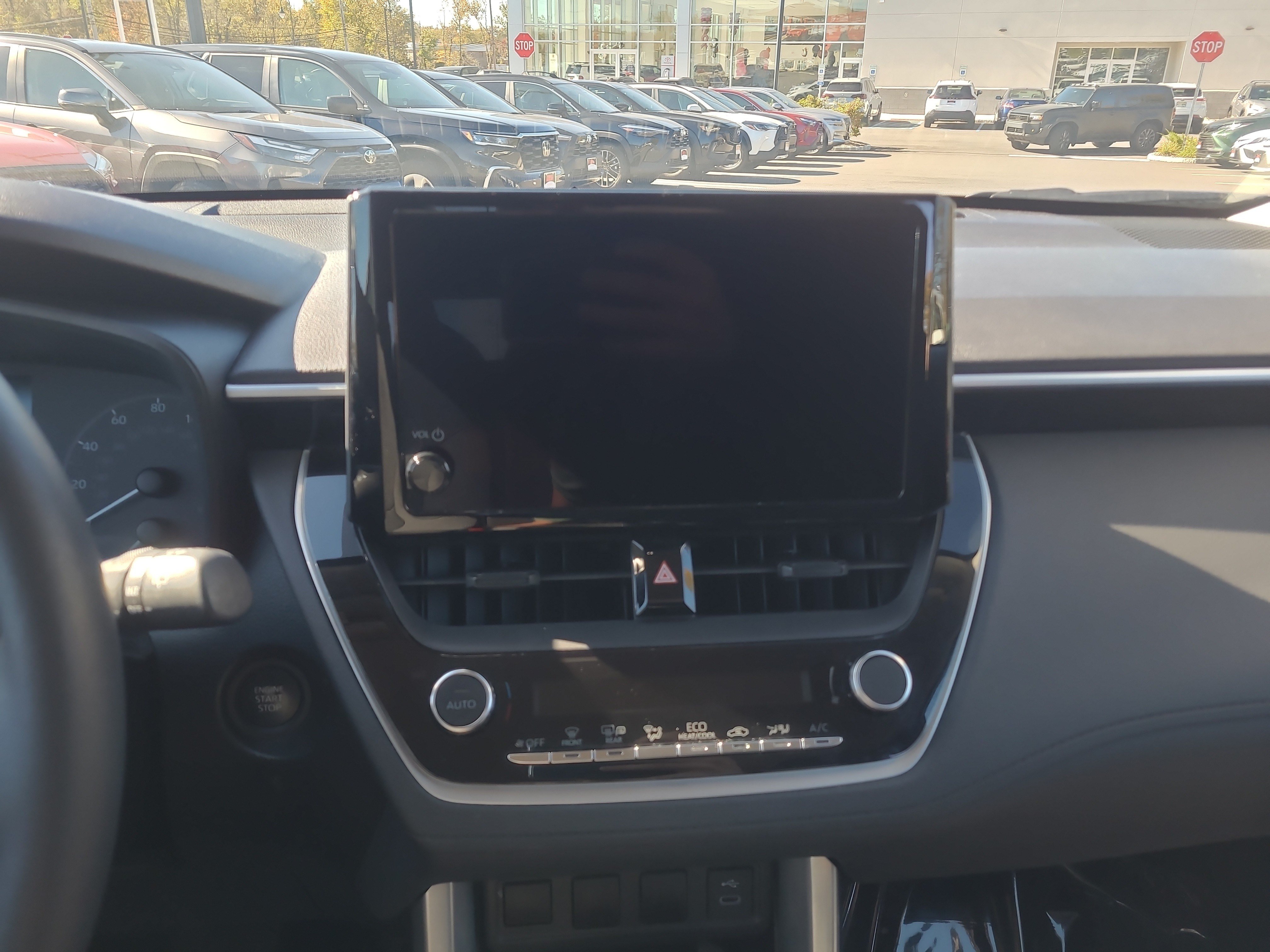 Certified 2024 Toyota Corolla Cross LE AWD/4WD image 19