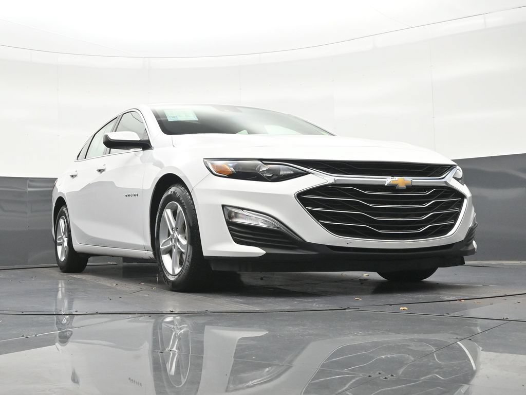 Used 2024 Chevrolet Malibu LS FWD image 34