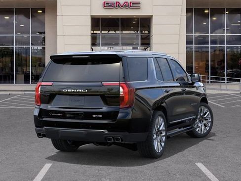 New 2026 GMC Yukon Denali Ultimate w/ LPO, Floor Liner Package AWD/4WD image 4
