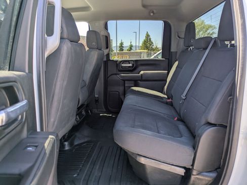 Used 2021 GMC Sierra 2500 4x4 Crew Cab w/ Convenience Package image 24