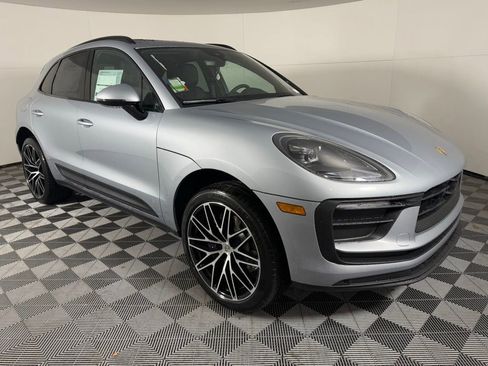New 2026 Porsche Macan image 9