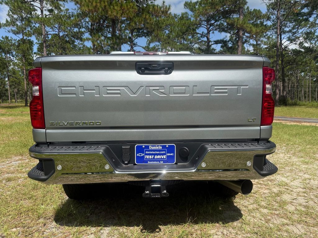 New 2026 Chevrolet Silverado 2500 LT w/ All Star Edition AWD/4WD image 4
