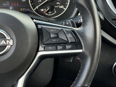 Used 2024 Nissan Altima 2.5 SR w/ SR Premium Package FWD image 17