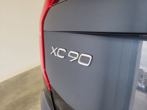 Used 2022 Volvo XC90 T8 Inscription Expression w/ Advanced Package AWD/4WD image 9