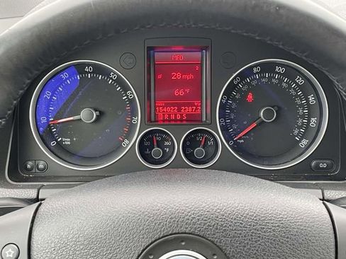Used 2009 Volkswagen GTI 4-Door FWD image 19