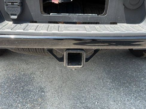 Used 2019 Chevrolet Colorado Z71 AWD/4WD image 30
