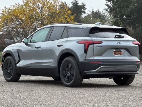 New 2026 Chevrolet Blazer EV LT image 6