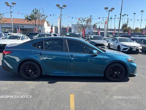 Used 2025 Toyota Camry SE w/ Multimedia Upgrade Package FWD image 3