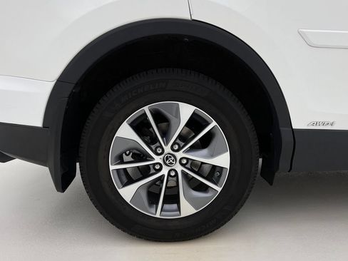 Used 2016 Toyota RAV4 XLE w/ Convenience Package AWD/4WD image 28