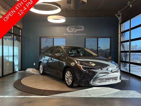 Used 2023 Toyota Corolla LE w/ LE Convenience Package AWD/4WD image 1