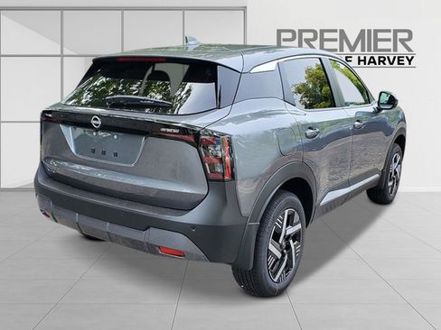 New 2026 Nissan Kicks SV image 6