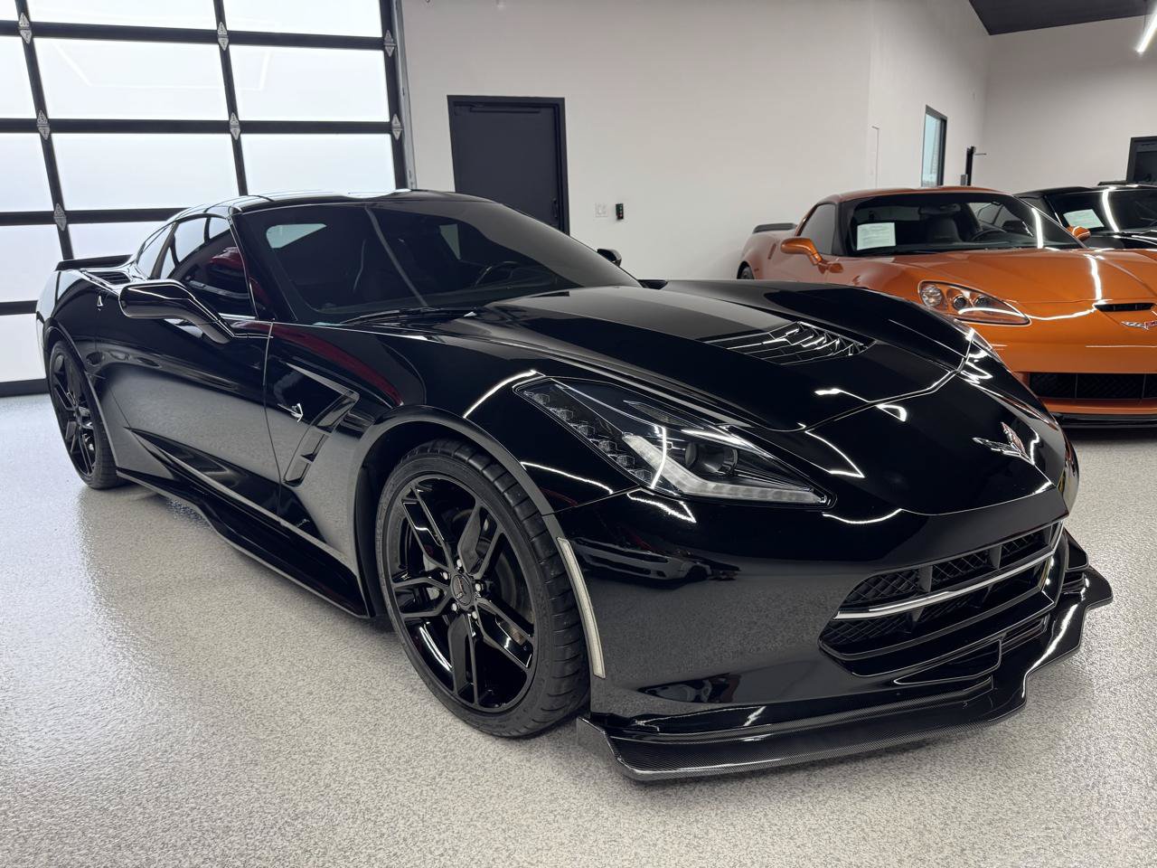 Used 2019 Chevrolet Corvette Stingray Coupe w/ 1LT RWD image 22