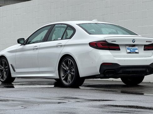 Used 2023 BMW M550i xDrive image 3