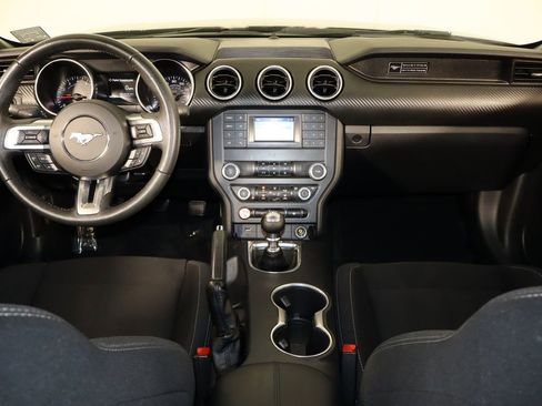 Used 2020 Ford Mustang Coupe RWD image 13