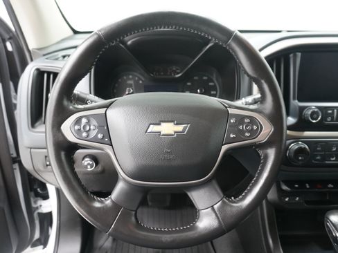 Used 2022 Chevrolet Colorado Z71 AWD/4WD image 15