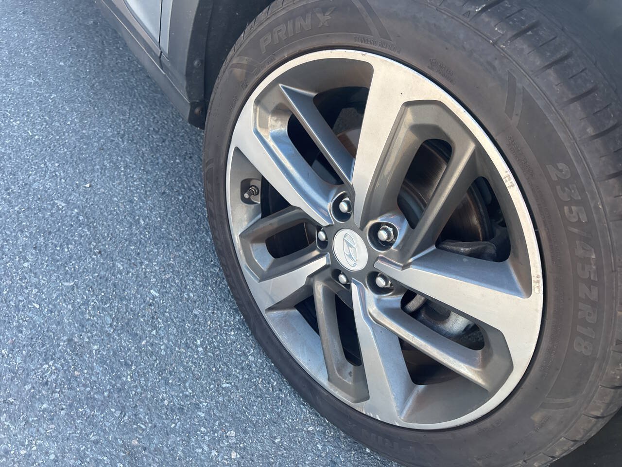 Used 2019 Hyundai Kona Limited AWD/4WD image 13