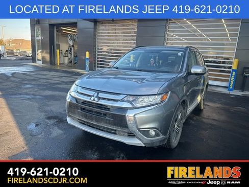 Used 2016 Mitsubishi Outlander SEL image 5