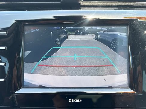 Used 2020 Toyota Camry LE FWD image 21