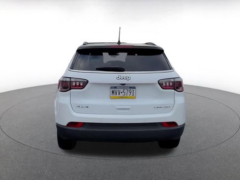 Used 2025 Jeep Compass Limited image 11