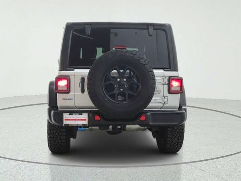 Used 2024 Jeep Wrangler Unlimited AWD/4WD image 6