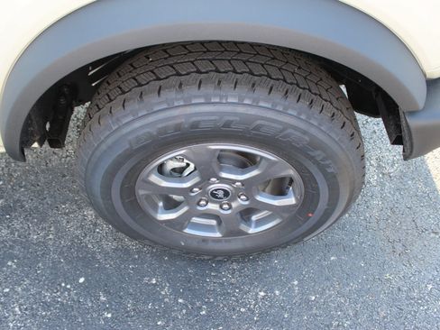 New 2026 Ford Bronco Big Bend AWD/4WD image 11