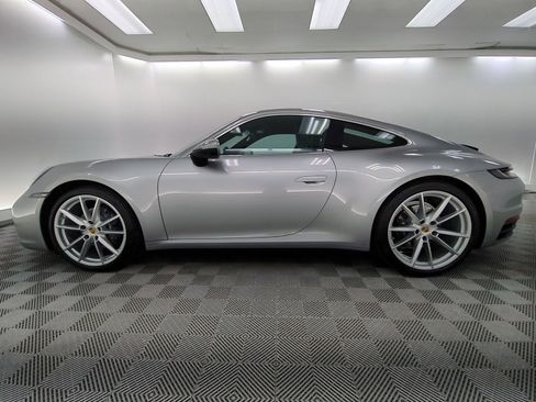 Used 2023 Porsche 911 Carrera w/ Premium Package RWD image 2