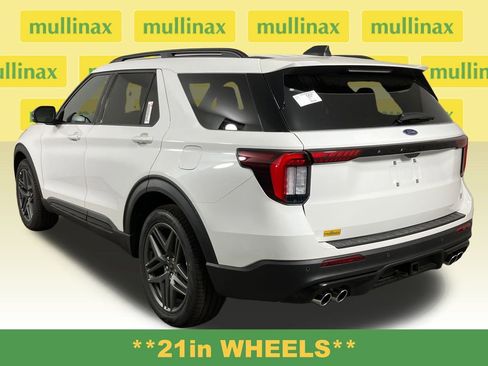New 2026 Ford Explorer ST image 10