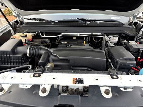 Used 2021 Chevrolet Colorado LT w/ Fleet Safety Package image 35