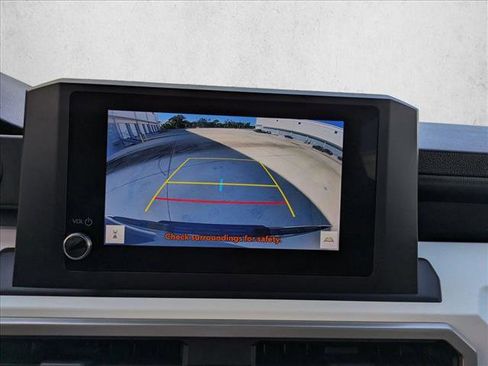 Used 2024 Toyota Tacoma TRD Off-Road image 13