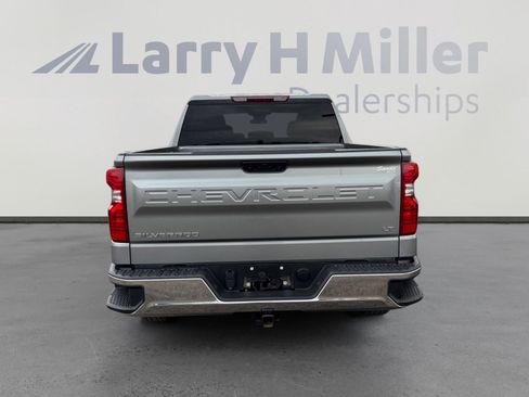 Used 2025 Chevrolet Silverado 1500 LT image 4