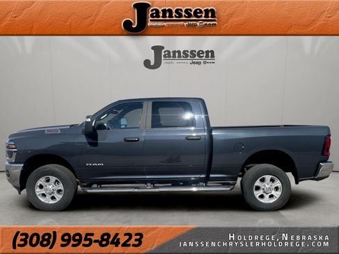 Used 2026 RAM 2500 Big Horn AWD/4WD image 1