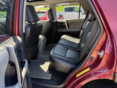 Used 2013 Toyota 4Runner Trail AWD/4WD image 8